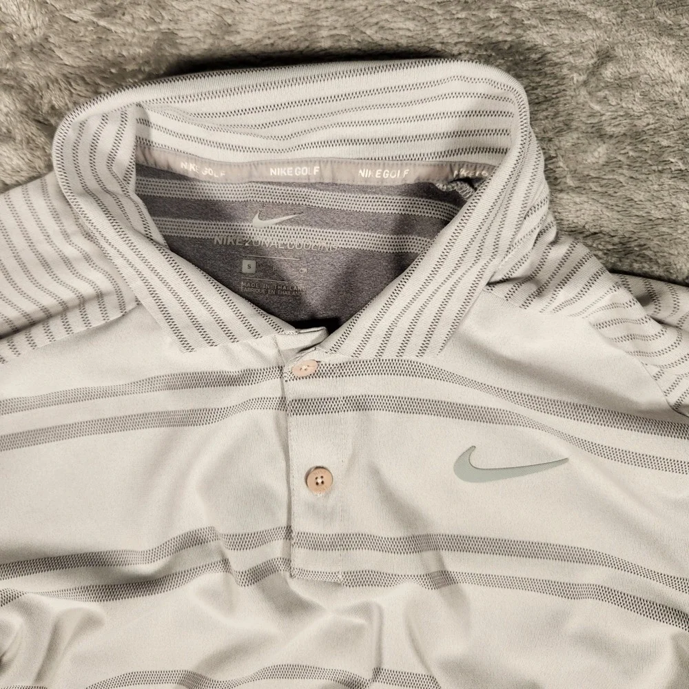 Nike Golf Polo Mens Small White Excellent Tiger‎ Woods Zonal Cooling AA2884-100